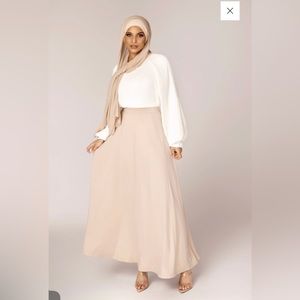 Veiled collection Skirt